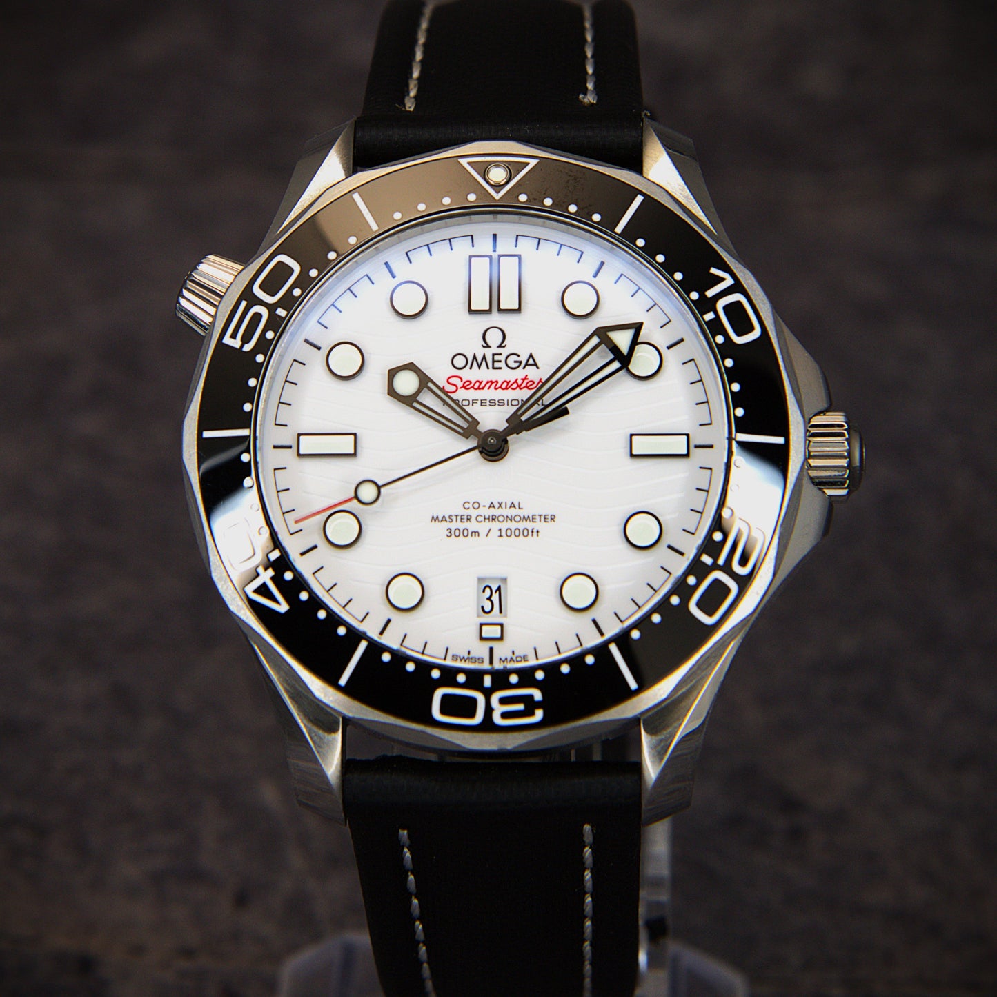 Omega Seamaster Diver 300M Rubber Strap 210.32.42.20.04.001