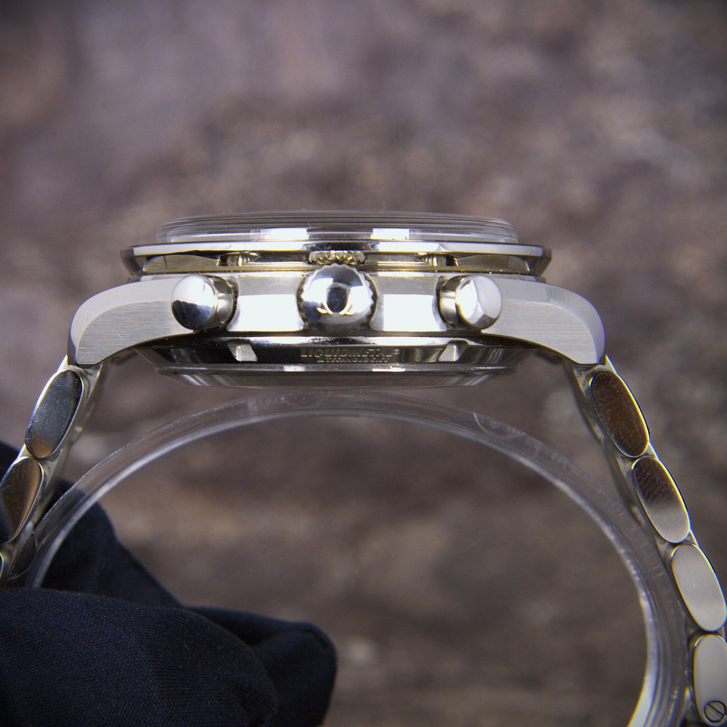 Omega Speedmaster Moonphase 304.30.44.52.01.001