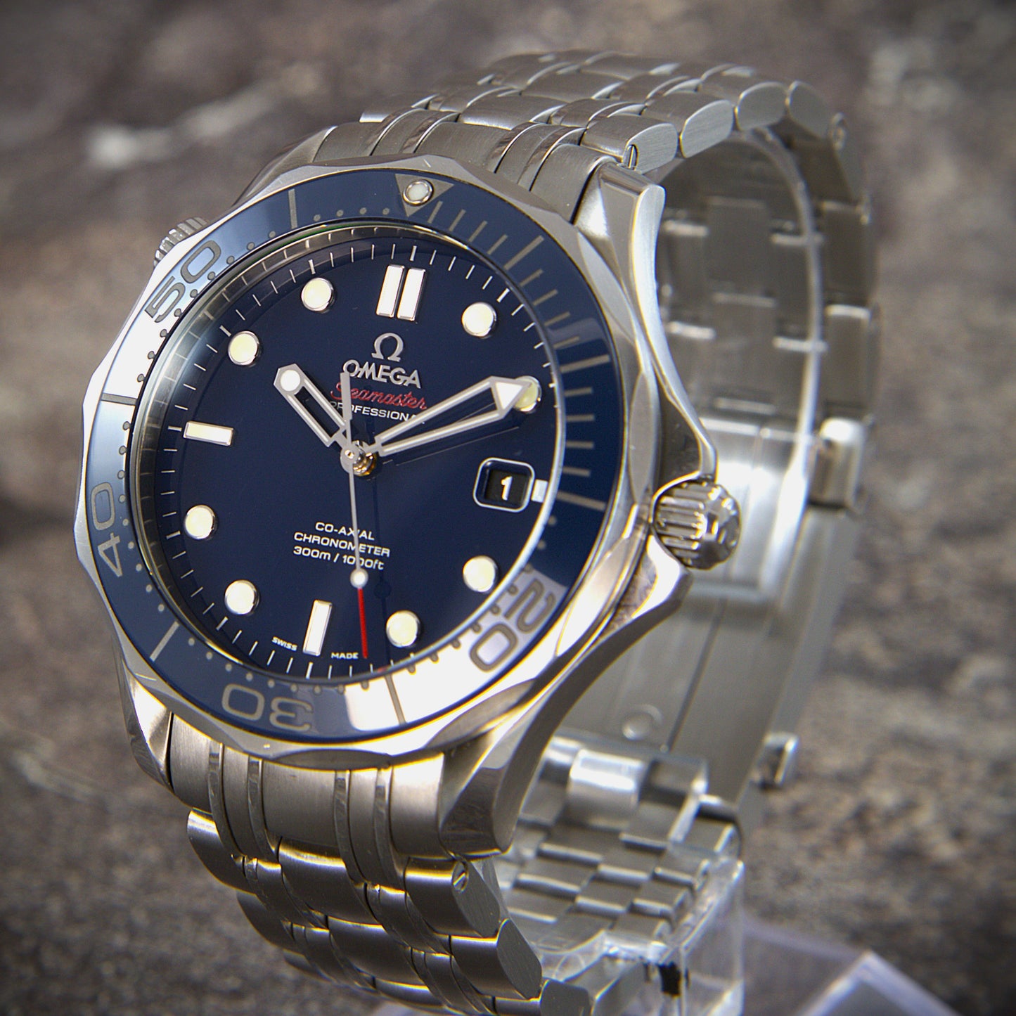 Omega Seamaster Professional 300M 212.30.41.20.03.001
