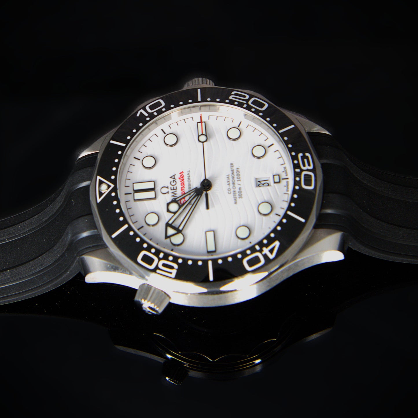 Omega Seamaster Diver 300M Rubber Strap 210.32.42.20.04.001